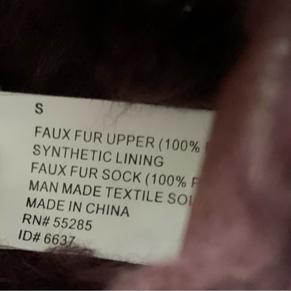 NWT Express Fluffy Faux Fur Slip-On Slipper Indoor/Outdoor Dark Purple Small 5-6 - Picture 8 of 9